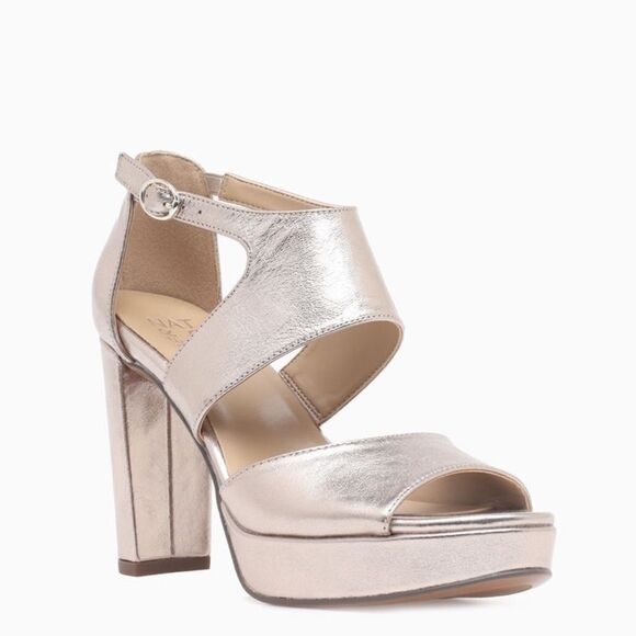 Naturalizer Shoes - Naturalizer | Warm Silver Metallic Mae Leather Sandal - (WIDE)